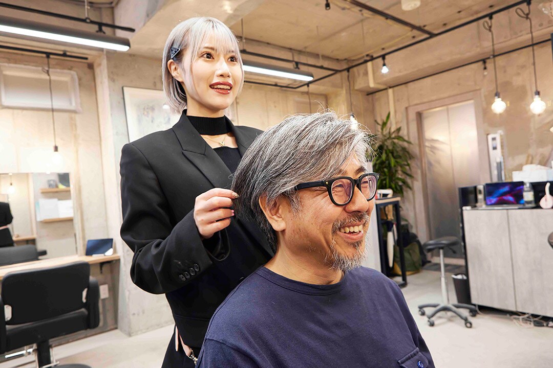 「Men’s hair NoN 恵比寿」の代表を務める石井沙季さんと浅井さん